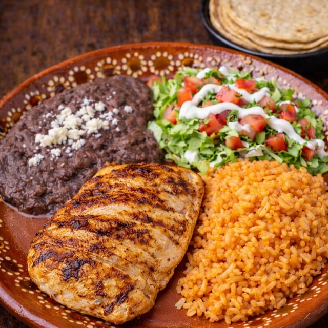 Pollo a La Parrilla.