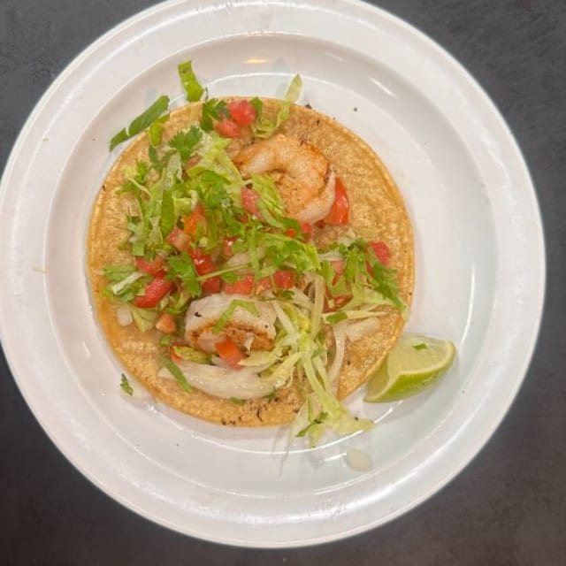 Camarones Taco.